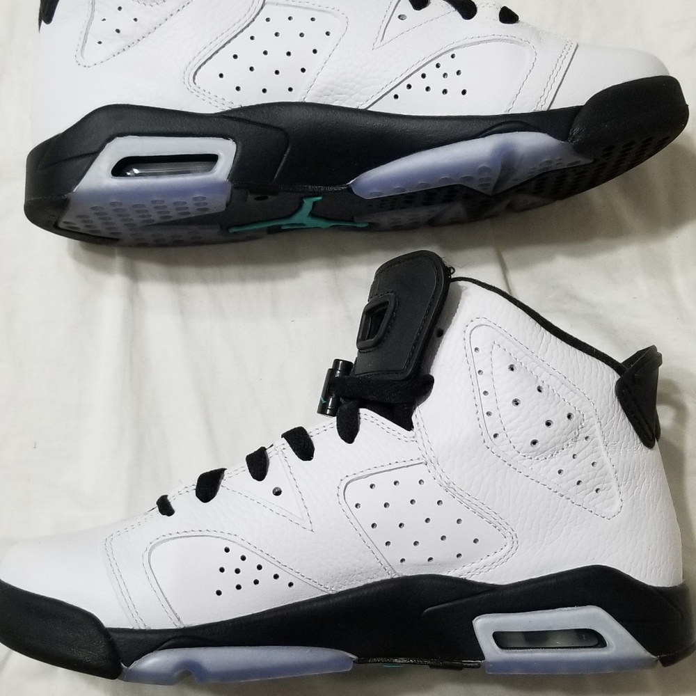 Air Jordan 6 Retro